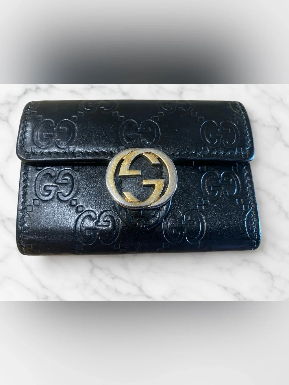 Gucci Black GG Guccissima 6-Key Holder / Key Case with Gold Hardware - Picture 1 of 5